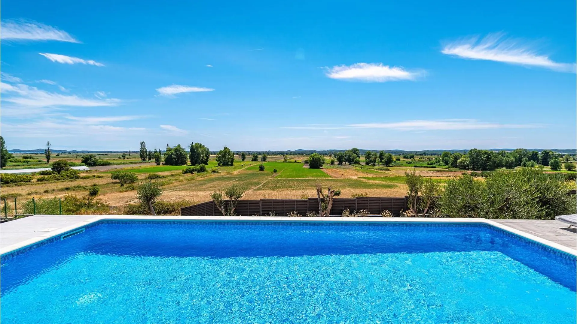 Cozy Home In Kakma With Lake View بيت للعطل